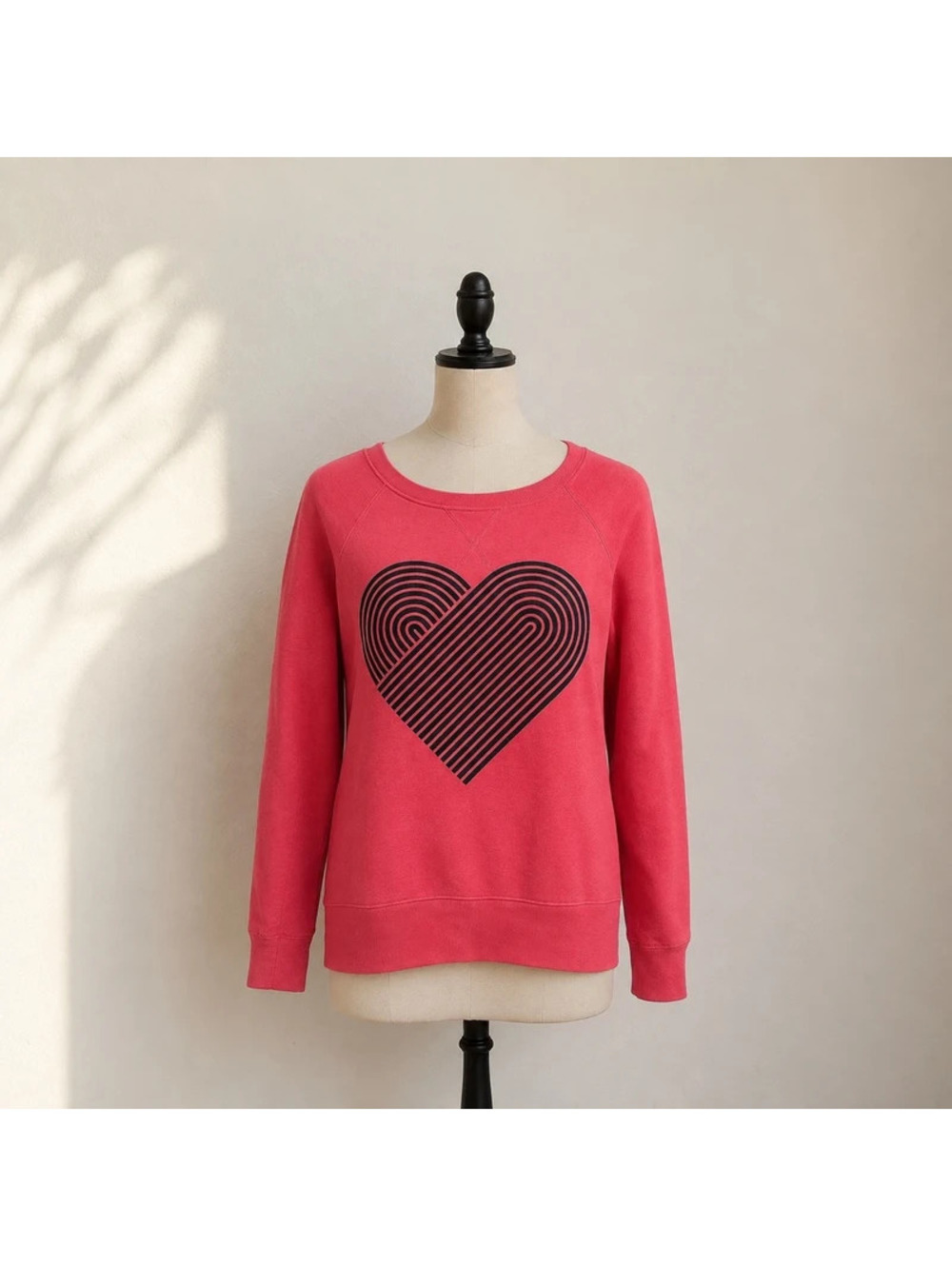 Xhilaration Pink Heart Graphic Sweatshirt Women L Y2K Retro Target Crewneck